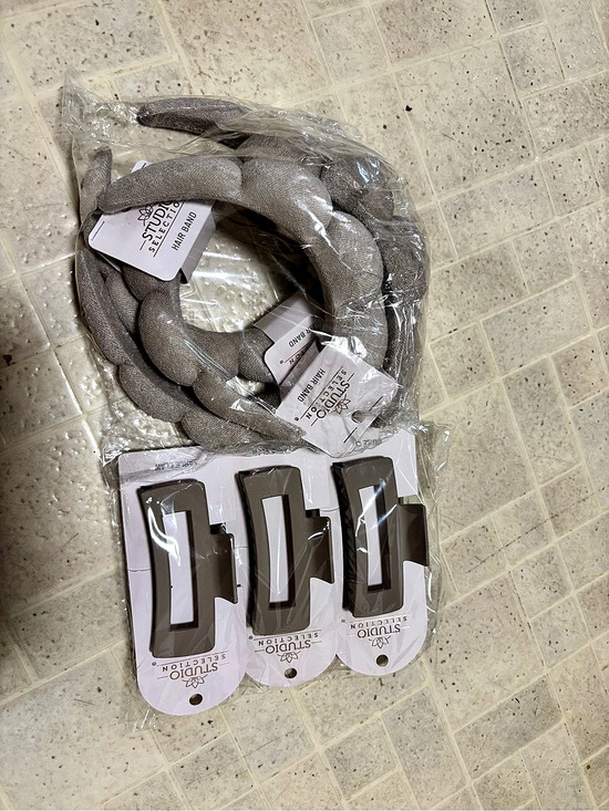 Studio 35 Beauty Accessories - Studio Selection Bubble Headband and Large Claw Clip Set Gray NWT